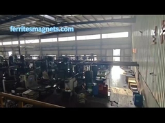 11 ध्रुव 18 ध्रुव ACG फेराइट मोटर चुंबक टाइल प्रकार काला ग्रे