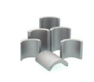 औद्योगिक उपयोग के लिए उच्च बाध्यता वाले फेराइट स्थायी चुंबक