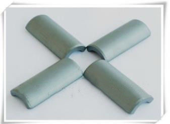 औद्योगिक उपयोग के लिए उच्च शक्ति वाले फेराइट स्थायी चुंबक